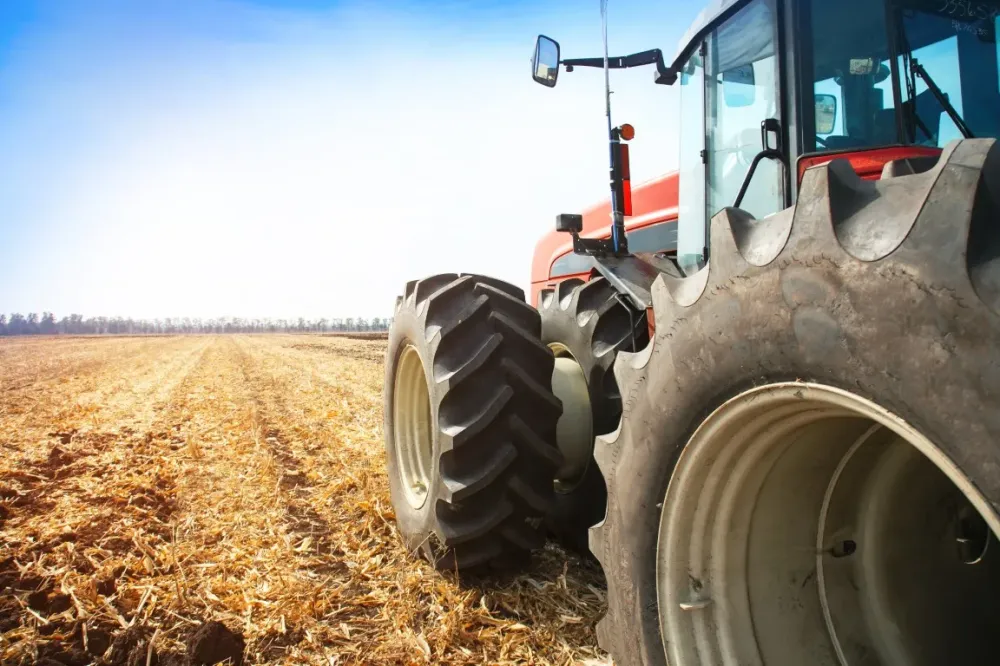 Pneu tracteur à Bourdainville